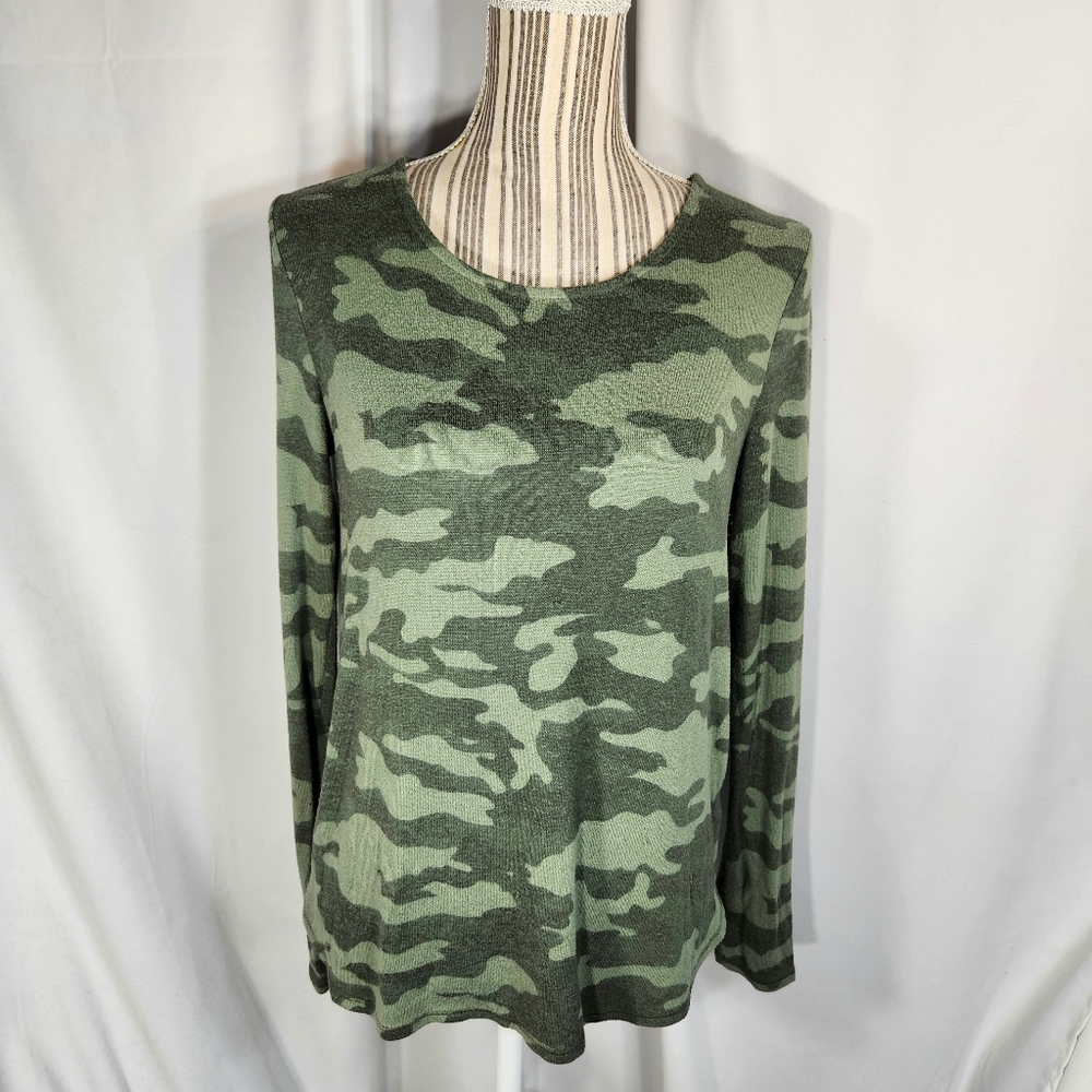 Old Navy Green Camo Long Sleeve Fleece Top Size Small
